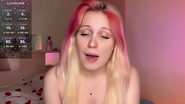 Snapshot of _Annabel_Myr_ chatting on December 2025 04:02:01 PM Annabel Myr online show from December 2025 04:02:01 PM