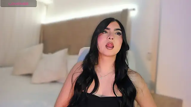 Sweety Nicole  online show from June 2026 04:44:02 AM