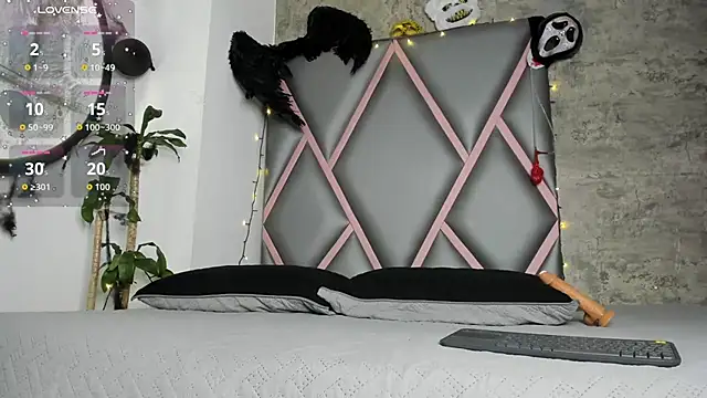 Euphoria 07 online show from November 2025 09:28:01 PM