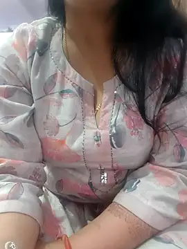 Snapshot of roshni_agrawal0 chatting on February 2026 09:10:02 AM roshni agrawal0 online show from February 2026 09:10:02 AM