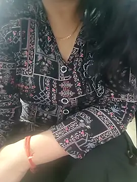 Snapshot of roshni_agrawal0 chatting on March 2026 11:16:02 AM roshni agrawal0 online show from March 2026 11:16:02 AM