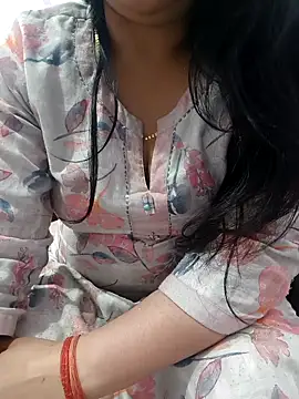 Snapshot of roshni_agrawal0 chatting on March 2026 03:26:01 PM roshni agrawal0 online show from March 2026 03:26:01 PM