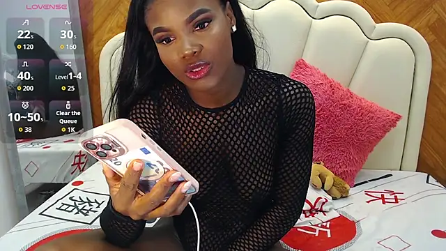 Snapshot of mariahsugarr chatting on September 2025 06:01:02 AM mariahsugarr online show from September 2025 06:01:02 AM