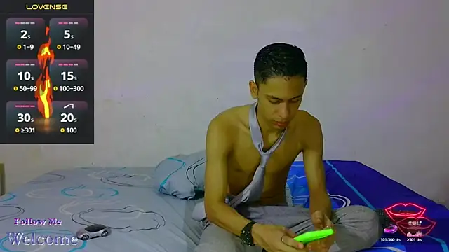 dylan apol0 online show from April 2026 02:15:02 AM