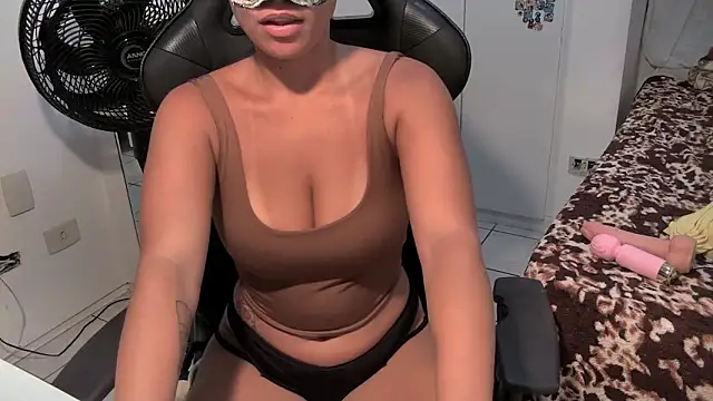 Snapshot of raposinharabuda chatting on March 2026 02:16:01 AM raposinharabuda online show from March 2026 02:16:01 AM