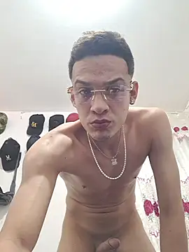 Ethanho0t online show from October 2025 09:34:02 AM