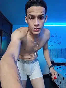 Ethanho0t online show from November 2025 08:31:01 AM