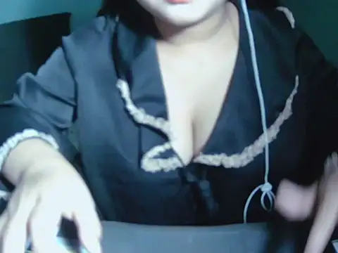 Lily3322 online show from July 2026 03:48:02 PM