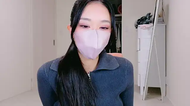 Snapshot of ramuchan_desu chatting on October 2025 02:22:02 AM ramuchan desu online show from October 2025 02:22:02 AM