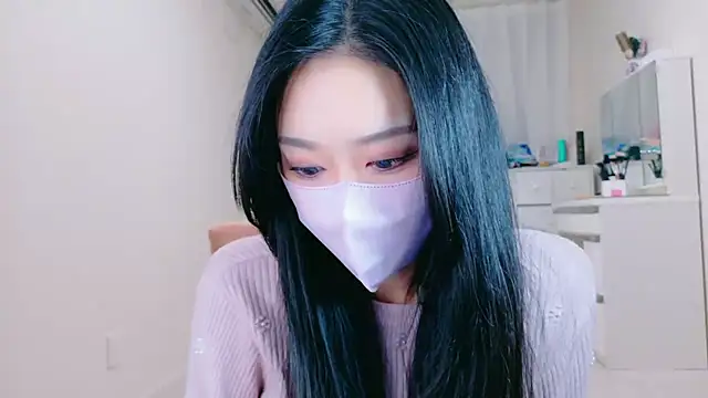 Snapshot of ramuchan_desu chatting on October 2025 12:35:01 AM ramuchan desu online show from October 2025 12:35:01 AM