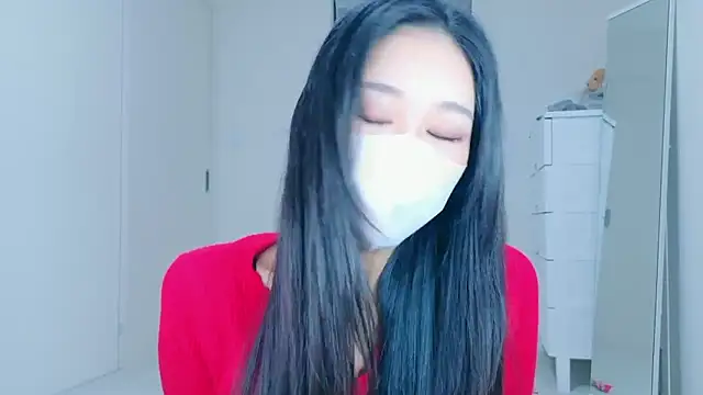 Snapshot of ramuchan_desu chatting on November 2025 02:11:01 AM ramuchan desu online show from November 2025 02:11:01 AM