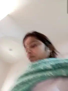 Snapshot of Trisha_71 chatting on November 2025 02:43:01 AM Trisha 71 online show from November 2025 02:43:01 AM