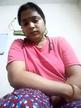 Snapshot of Trisha_71 chatting on November 2025 02:55:02 AM Trisha 71 online show from November 2025 02:55:02 AM