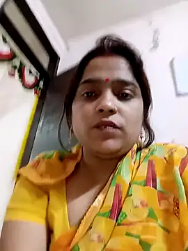 Snapshot of Trisha_71 chatting on November 2025 01:03:01 PM Trisha 71 online show from November 2025 01:03:01 PM