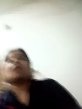 Snapshot of Trisha_71 chatting on November 2025 04:11:02 PM Trisha 71 online show from November 2025 04:11:02 PM