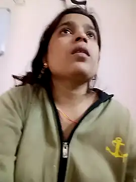 Snapshot of Trisha_71 chatting on December 2025 08:19:01 AM Trisha 71 online show from December 2025 08:19:01 AM