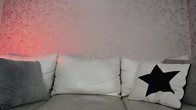 Snapshot of JuanKFit_45 chatting on November 2025 01:33:02 PM JuanKFit 45 online show from November 2025 01:33:02 PM