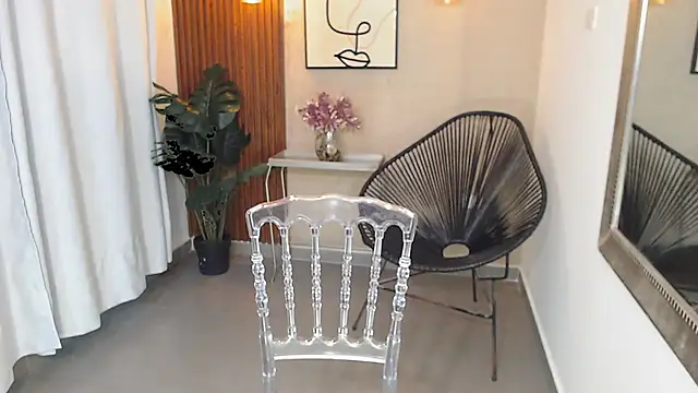 Lia Mar  online show from February 2026 06:12:02 PM