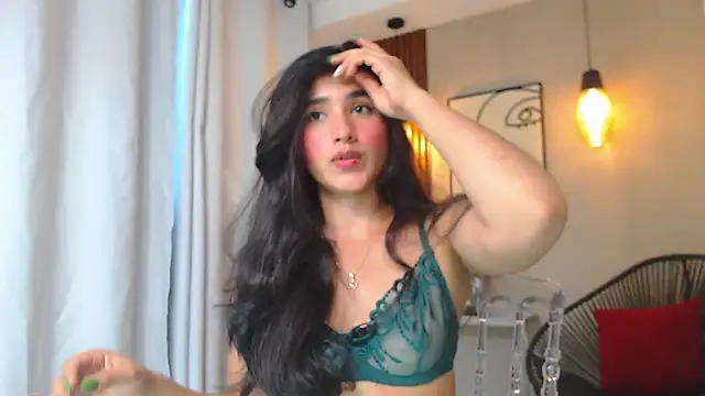 Snapshot of Lia_Mar_ chatting on May 2026 10:27:02 PM Lia Mar online show from May 2026 10:27:02 PM