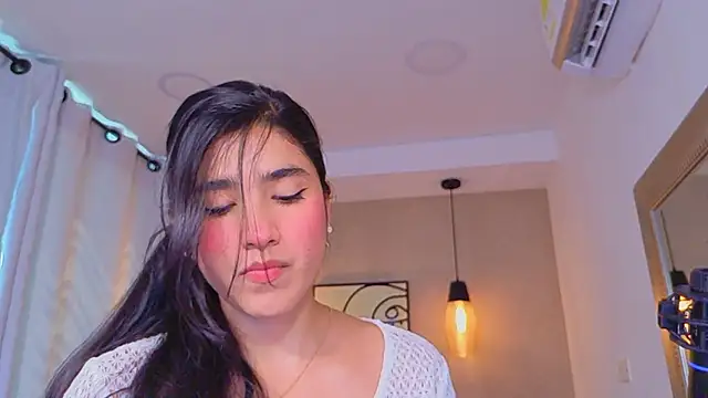 Snapshot of Lia_Mar_ chatting on May 2026 06:15:02 PM Lia Mar online show from May 2026 06:15:02 PM
