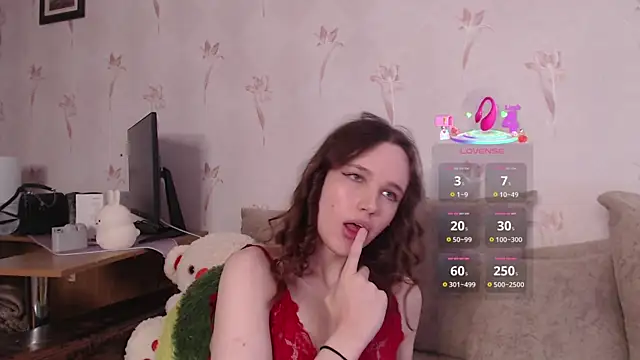 Annatomnaya online show from May 2026 12:24:01 PM