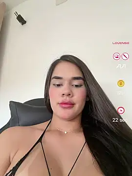 BellaLeclair online show from May 2026 08:25:02 PM