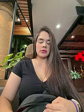 BellaLeclair online show from June 2026 08:33:02 PM