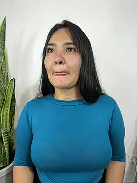 meli  brown online show from May 2026 10:15:02 PM