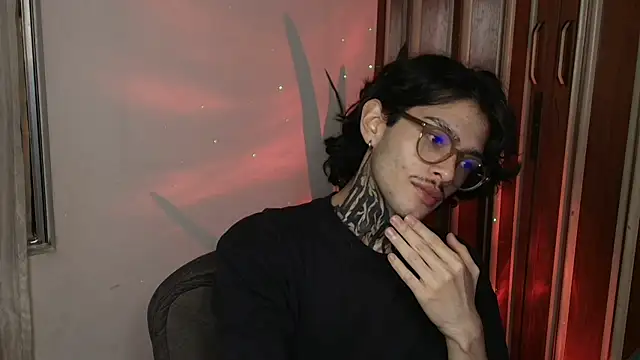 Mihail leroy online show from May 2026 03:57:02 AM