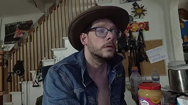 MasterDaddyCool online show from April 2026 07:33:02 PM