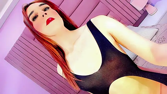 Valeria Rouss online show from December 2025 08:38:02 PM