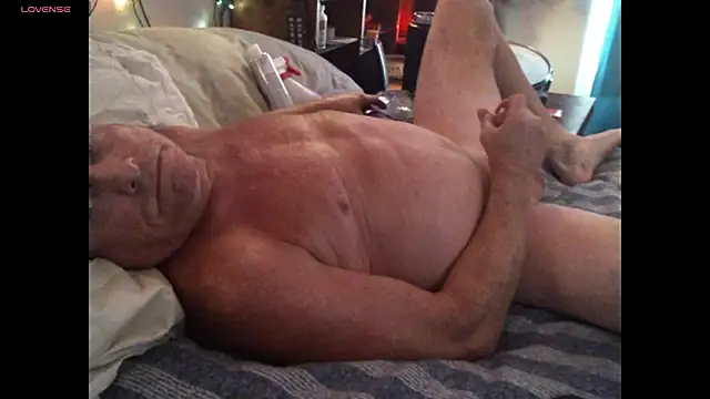 Pussyeat2please online show from September 2025 03:06:02 PM