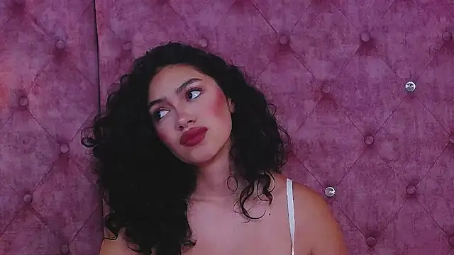 MaddisonBelucci online show from September 2025 08:54:01 PM