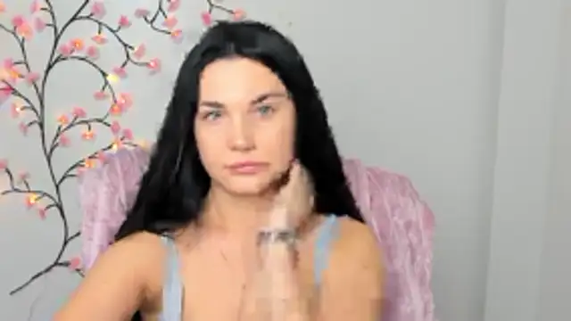 Lune Moon online show from January 2026 06:49:01 AM