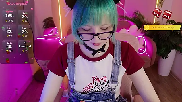 Snapshot of CoralineYoung chatting on March 2026 07:01:01 AM CoralineYoung online show from March 2026 07:01:01 AM