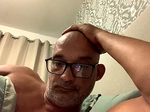 halfcastlad online show from September 2025 08:56:02 PM