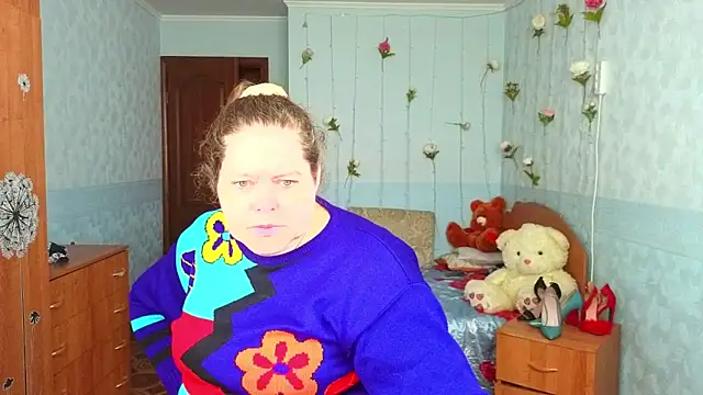 Audrey Aura online show from October 2025 05:15:02 AM