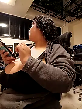 KITY HILL online show from March 2026 03:35:02 AM