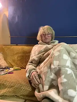 Snapshot of ladyboatlady chatting on January 2026 06:19:01 AM ladyboatlady online show from January 2026 06:19:01 AM