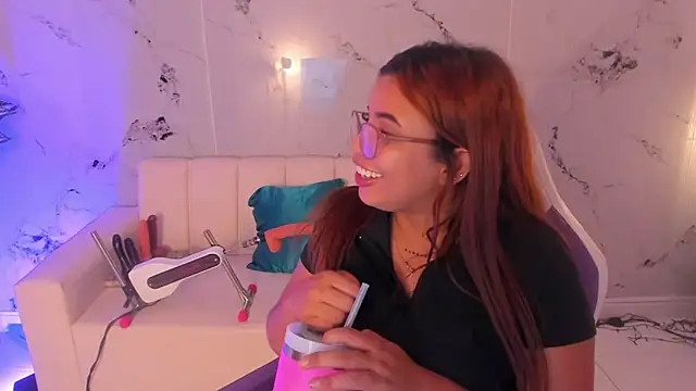 scarlett enjoy1 online show from September 2025 05:39:02 AM