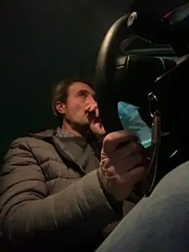 Snapshot of sasatimido chatting on February 2026 05:28:01 PM sasatimido online show from February 2026 05:28:01 PM