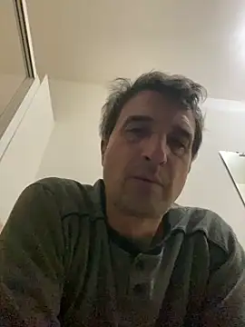 Snapshot of sasatimido chatting on March 2026 03:55:01 AM sasatimido online show from March 2026 03:55:01 AM