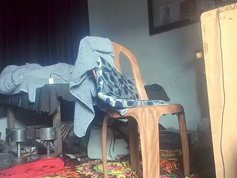 Dollseye online show from March 2026 08:18:01 AM