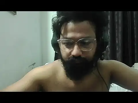 Snapshot of Dollseye chatting on April 2026 12:05:01 AM Dollseye online show from April 2026 12:05:01 AM
