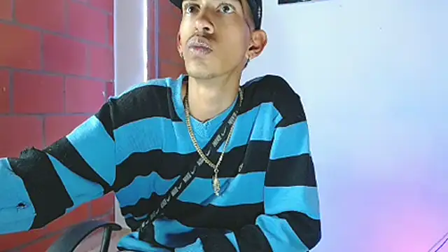 Snapshot of briamhoconor_xh chatting on March 2026 03:45:02 AM briamhoconor xh online show from March 2026 03:45:02 AM