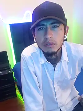 Tattoboy19cm online show from September 2025 02:39:02 PM