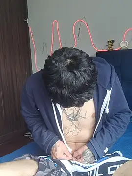 Tattoboy19cm online show from October 2025 06:17:02 PM