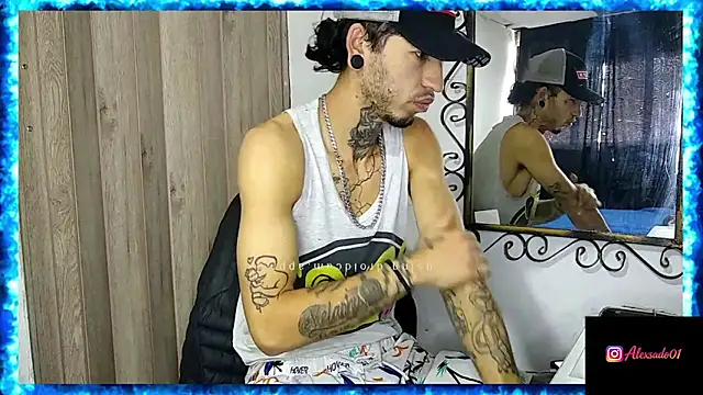 Tattoboy19cm online show from June 2026 07:28:02 PM