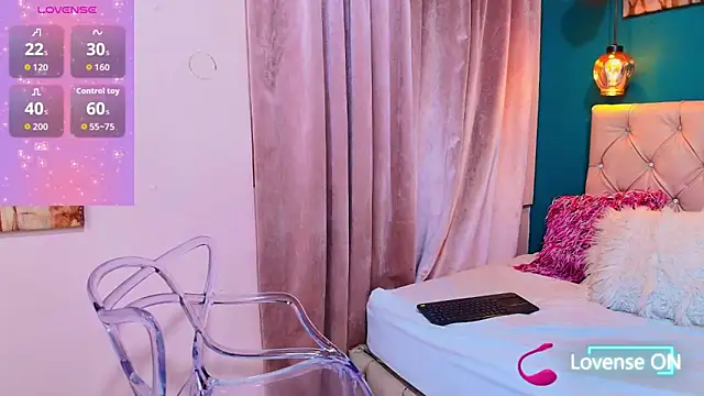 Shirly cooper  online show from March 2026 11:35:01 PM