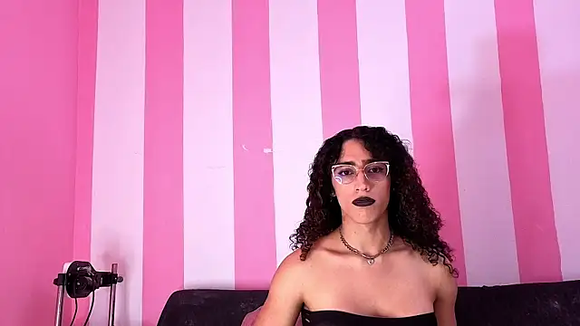 lunagudis online show from June 2026 03:48:01 PM